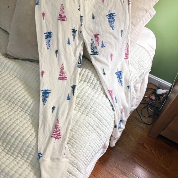 Eddie Bauer Pajamas - Picture 4 of 6